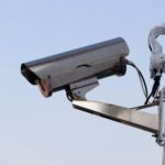 Jaki zasilacz do kamery monitoringu